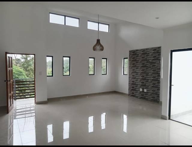 3 BEDROOM TOWNHOUSE FOR SALE IN SARNIA